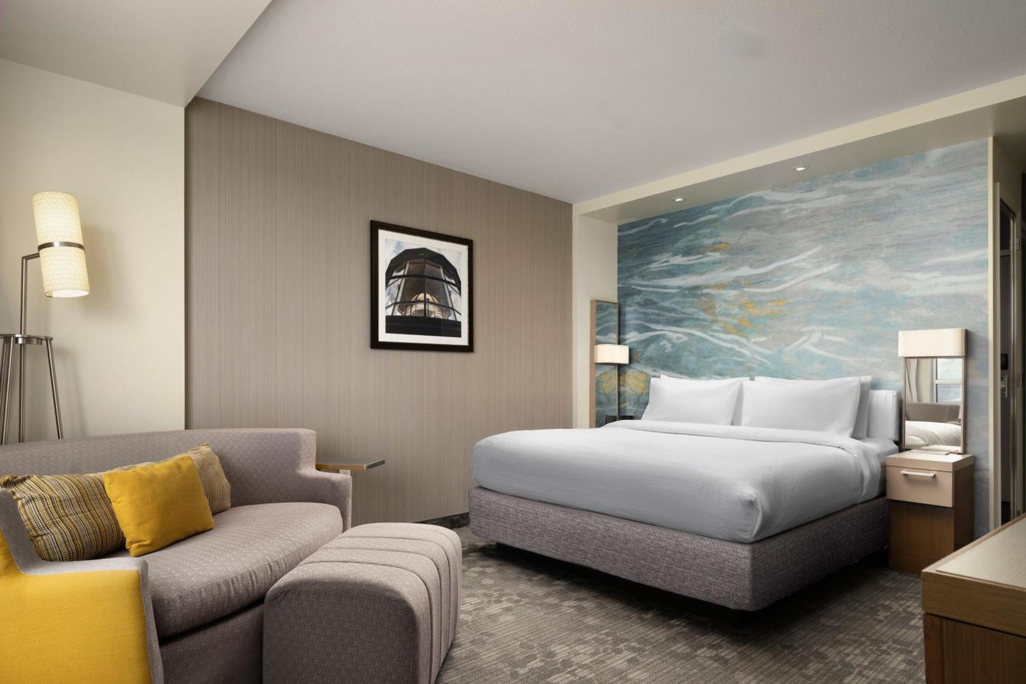 Courtyard By Marriott Erie Bayfront Hotel Екстериор снимка
